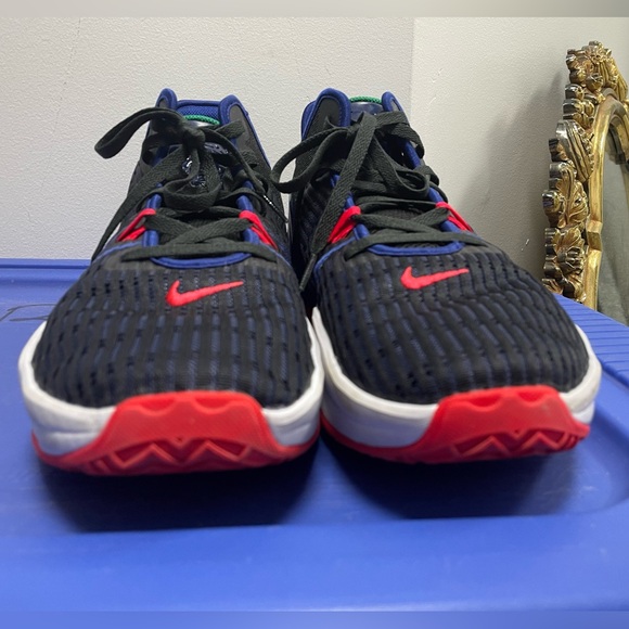 EUC Nike size 15 Lebron Witness VI Mens Basketball Trainers CZ4052 Sneakers - Picture 3 of 16